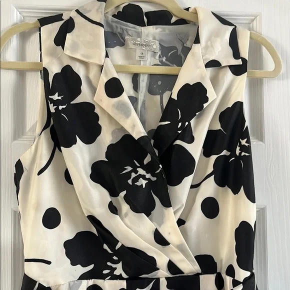 Dress Barn Black and White Floral Midi Dress sz 12 - Picture 2 of 5